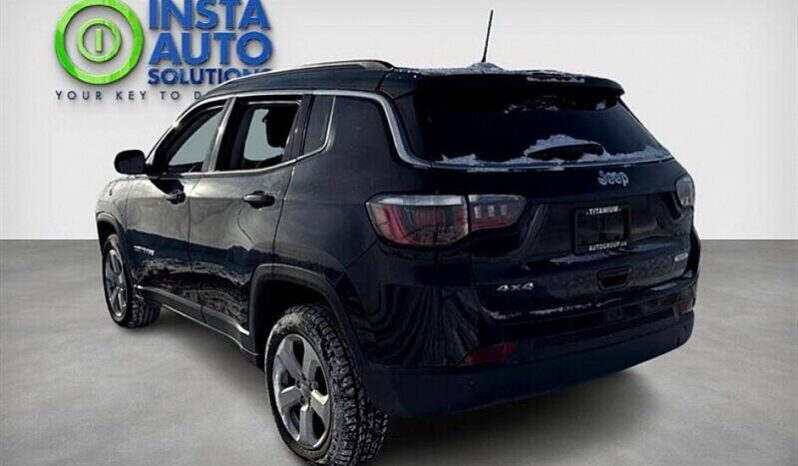 
								2018 Jeep Compass North full									