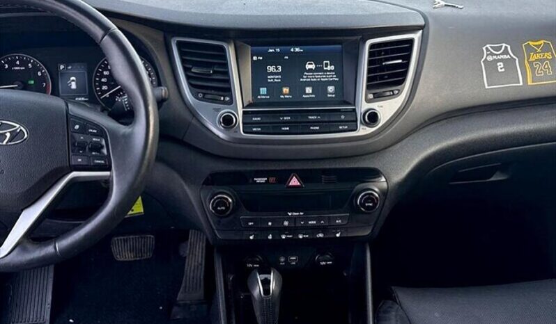 
								2018 Hyundai Tucson SE full									