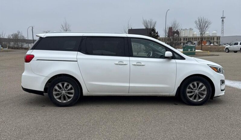 
								2020 Kia Sedona LX full									