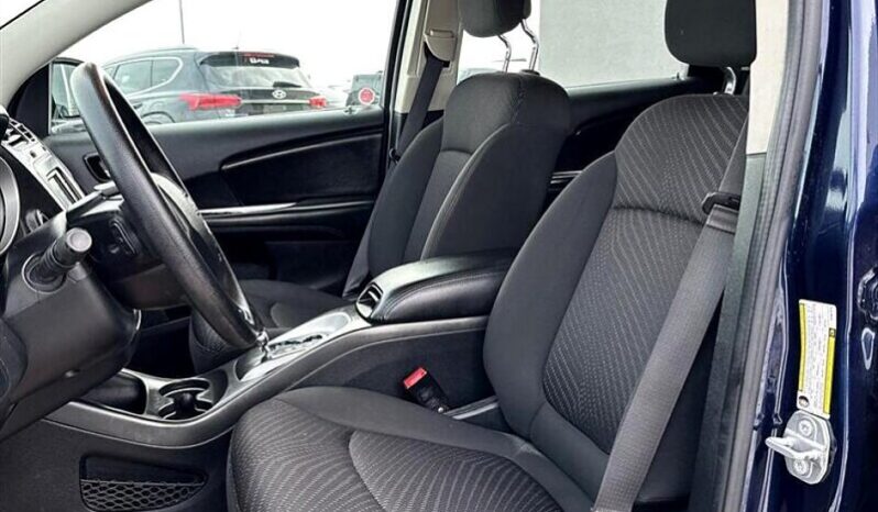 
								2017 Dodge Journey Canada Value Package full									