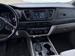 
										2020 Kia Sedona LX full									