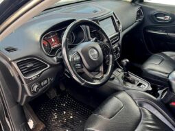 
										2019 Jeep Cherokee Trailhawk Elite full									