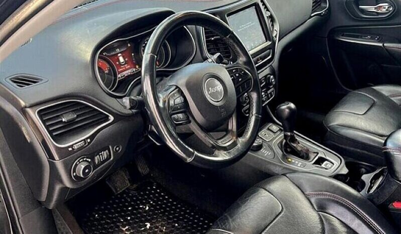
								2019 Jeep Cherokee Trailhawk Elite full									