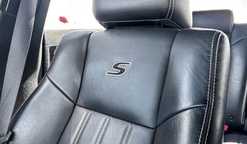 
								2022 Chrysler 300 Series S full									