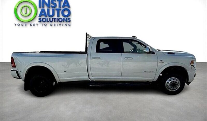 
								2022 RAM 3500 Laramie Diesel Dually Sport 4:10 Gears full									