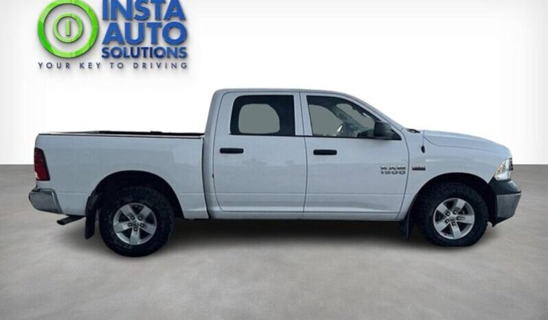 
								2017 RAM 1500 ST full									
