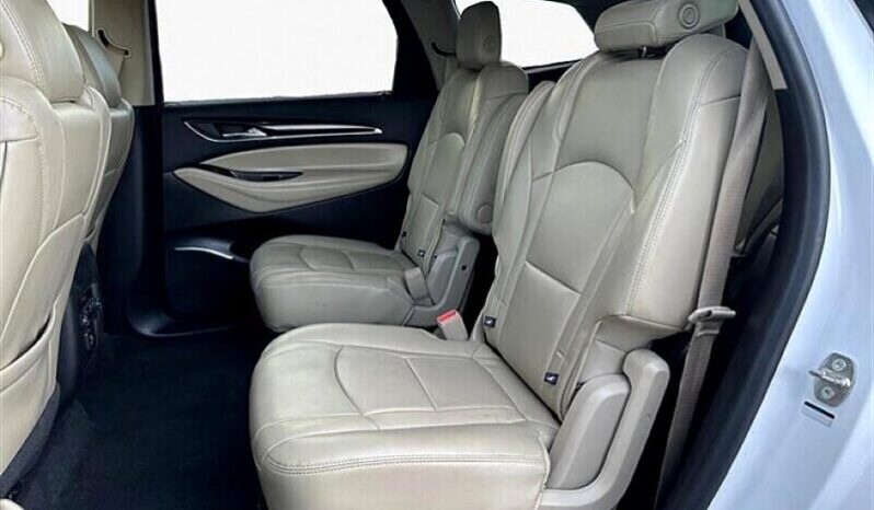 
								2018 Buick Enclave Essence full									