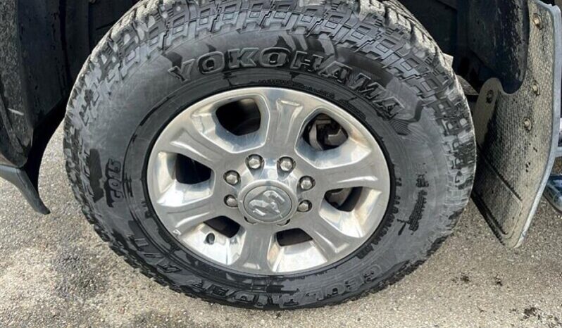 
								2022 RAM 3500 Big Horn Sport full									