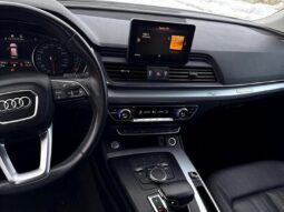 
										2020 Audi Q5 quattro Premium 45 TFSI full									
