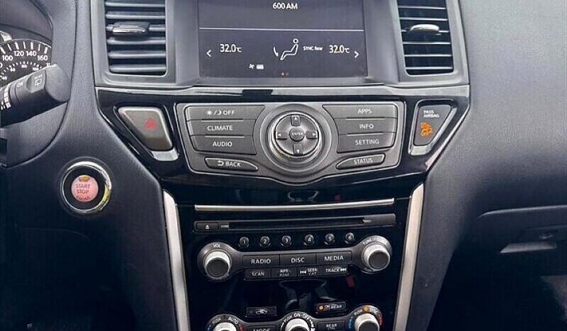 
								2020 Nissan Pathfinder S full									