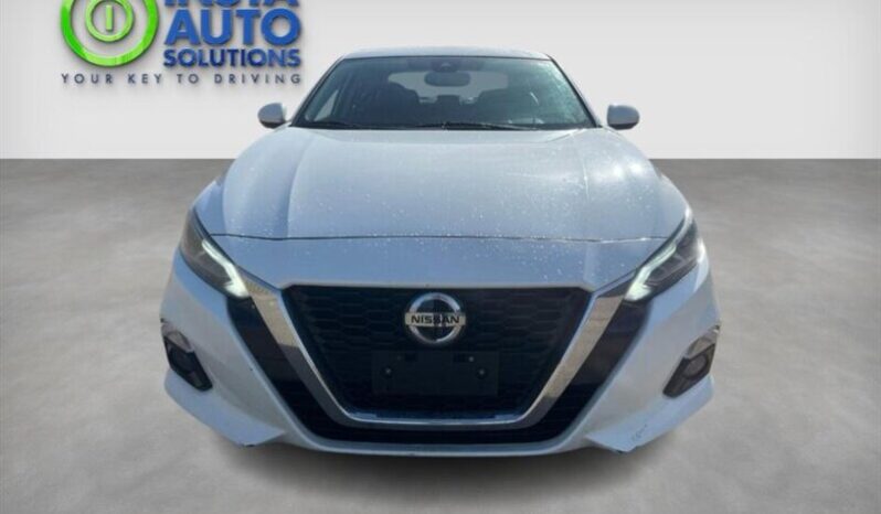 
								2019 Nissan Altima 2.5 Platinum full									