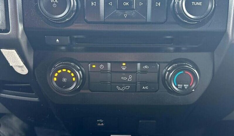 
								2018 Ford F-150 XLT full									