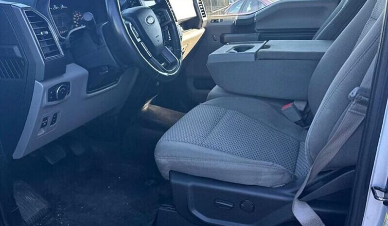 
								2019 Ford F-150 XLT full									