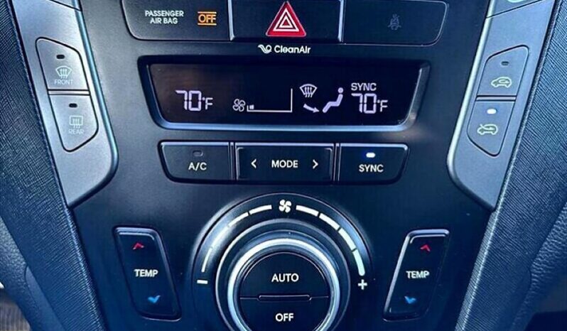 
								2018 Hyundai SANTA FE Sport 2.4L Premium full									