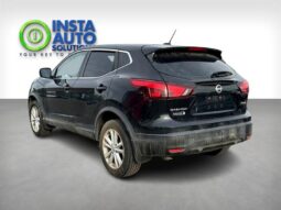 
										2018 Nissan Qashqai SV full									