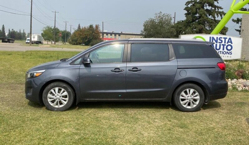 
								2017 Kia Sedona LX full									