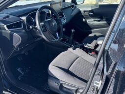 
										2020 Toyota Corolla Hatchback SE full									