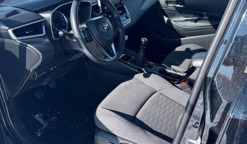 
								2020 Toyota Corolla Hatchback SE full									