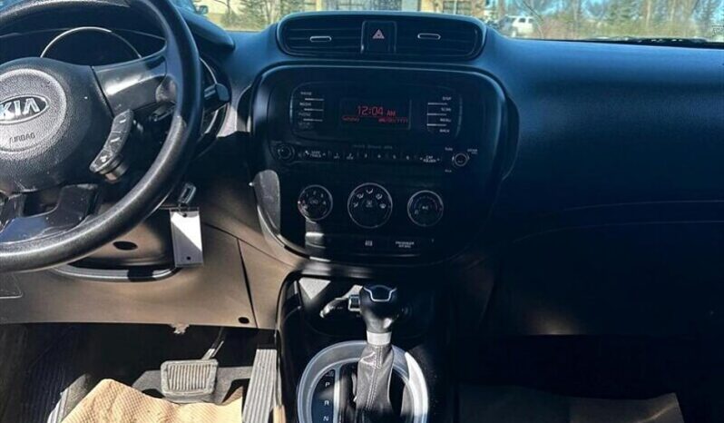 
								2016 Kia Soul LX full									