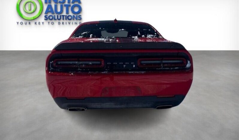 
								2019 Dodge Challenger SXT full									