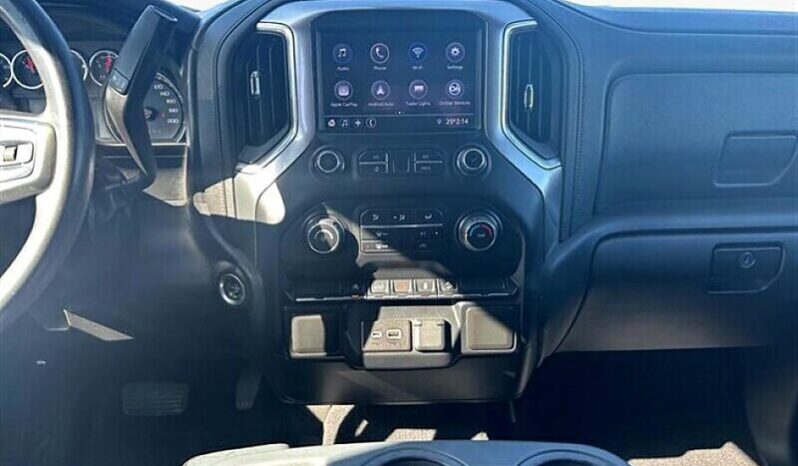
								2020 Chevrolet Silverado 1500 RST full									