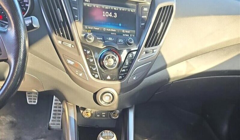 
								2016 Hyundai VELOSTER Turbo full									