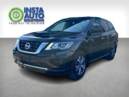 
										2018 Nissan Pathfinder S full									