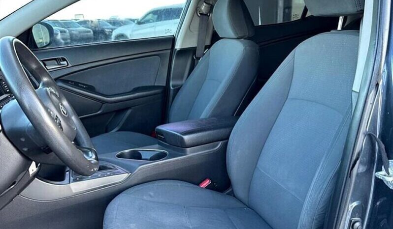 
								2015 Kia Optima LX full									