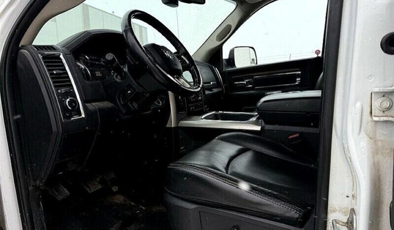 
								2017 RAM 2500 Laramie full									