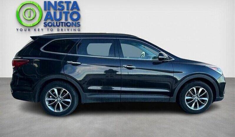 
								2017 Hyundai Santa Fe XL Premium full									