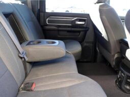 
										2023 RAM 3500 Big Horn Sport full									