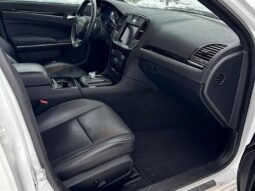
										2022 Chrysler 300 Series S V6 full									