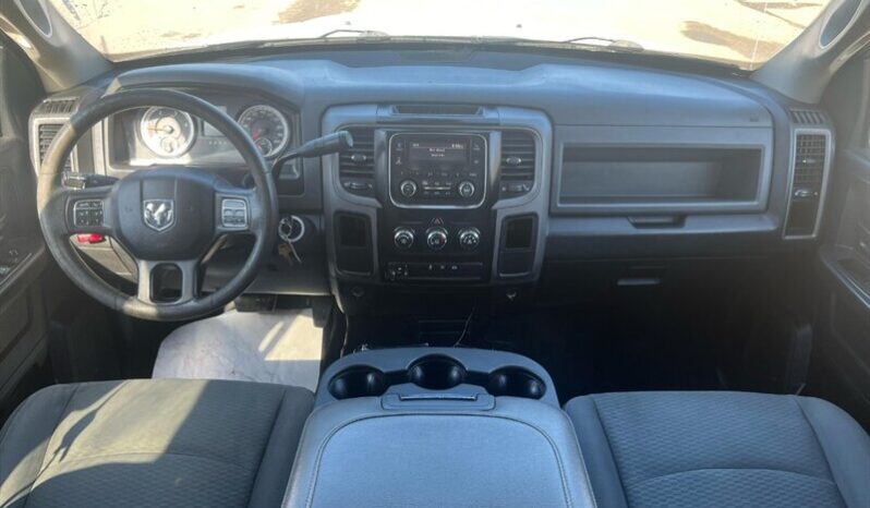 
								2017 RAM 3500 ST Dually Diesel full									