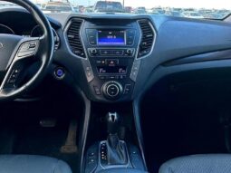 
										2017 Hyundai Santa Fe XL Premium full									