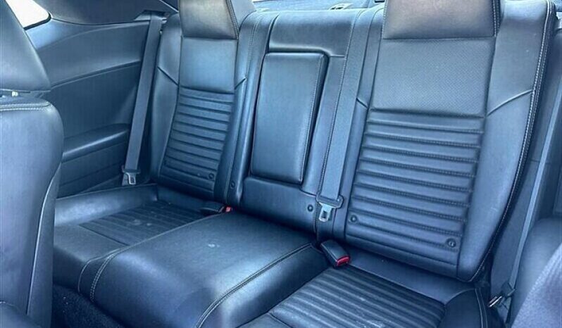 
								2013 Dodge Challenger R/T Classic full									