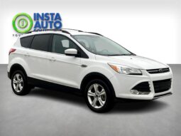 
										2015 Ford Escape SE full									