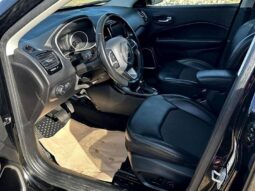 
										2019 Jeep Compass Altitude full									