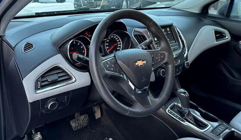 
								2019 Chevrolet Cruze LT full									