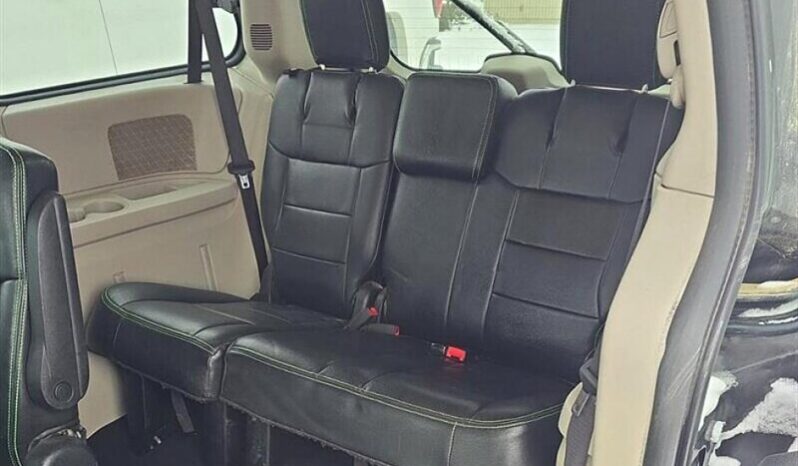 
								2017 Dodge Grand Caravan SXT full									