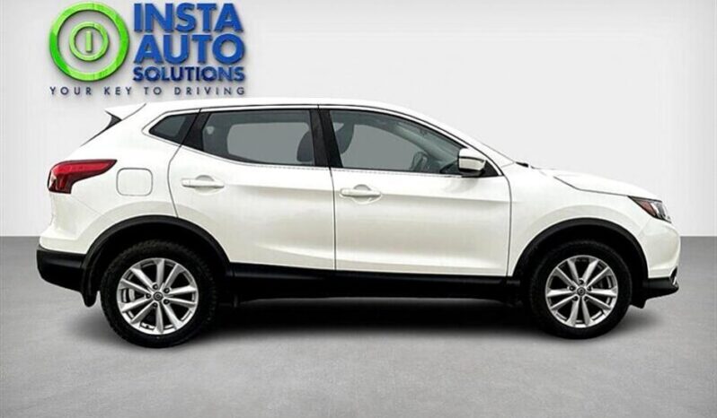 
								2019 Nissan Qashqai SV full									