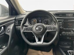 
										2020 Nissan Rogue SV full									