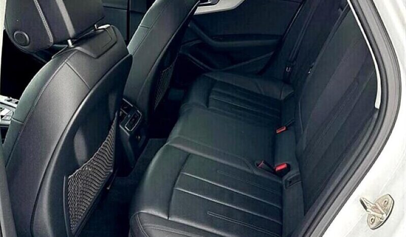 
								2017 Audi A4 2.0T quattro Komfort full									