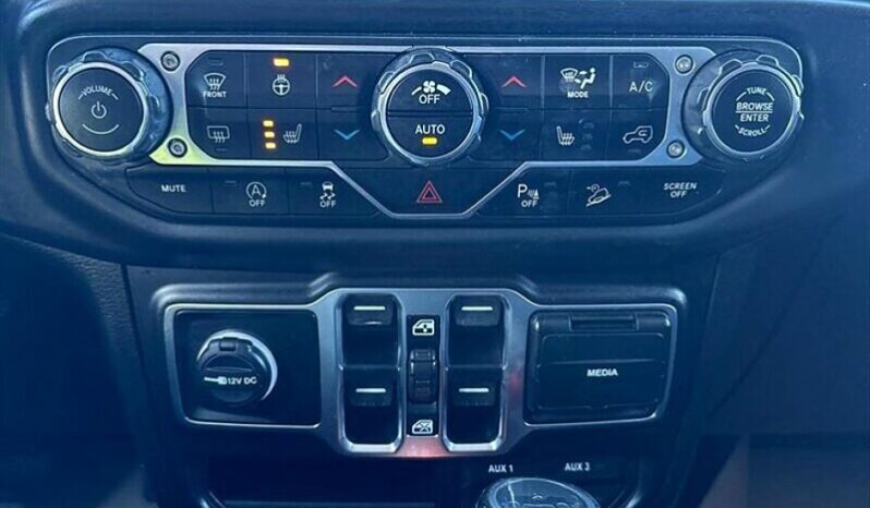 
								2019 Jeep Wrangler Sahara full									