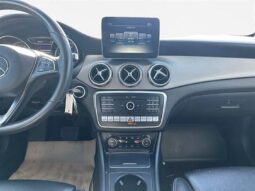 
										2019 Mercedes-Benz GLA-Class GLA 250 4MATIC full									