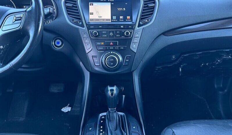 
								2018 Hyundai Santa Fe XL Luxury full									