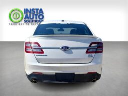 
										2015 Ford Taurus SEL full									