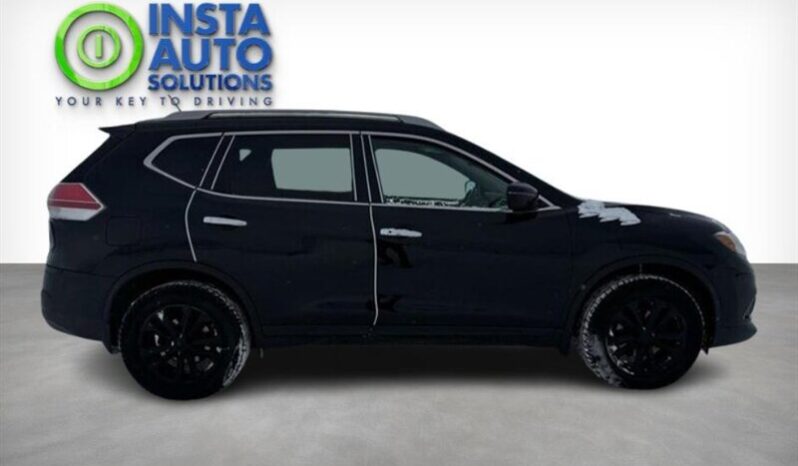 
								2016 Nissan Rogue SV Moonroof full									