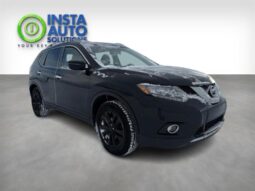 
										2016 Nissan Rogue SV Moonroof full									