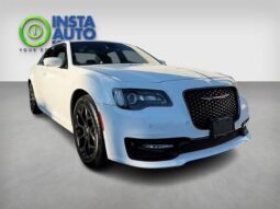 
										2022 Chrysler 300 Series S full									