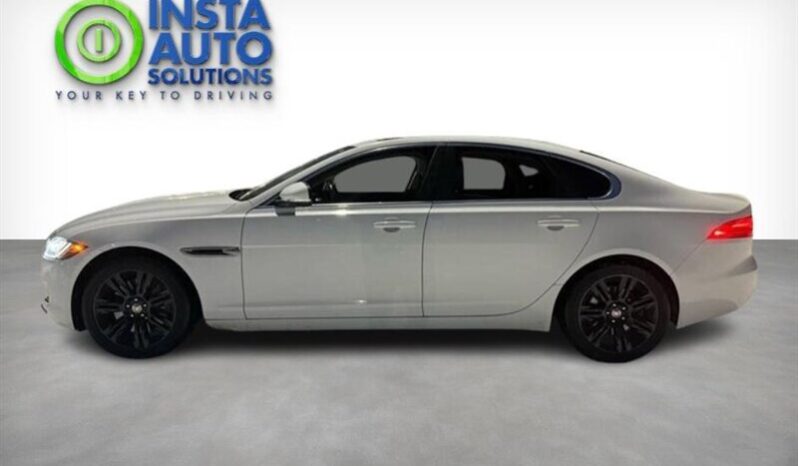 
								2017 Jaguar XF 35t Premium AWD full									